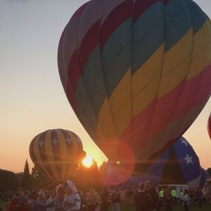 Meet your Posher, Julia